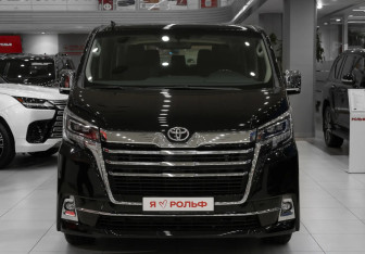 Новый Toyota HiAce 2026 (2 фото)