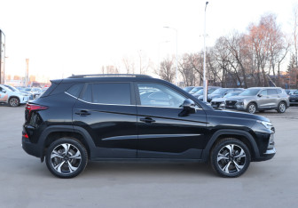 Подержанный автомобиль Москвич 3 2024 года (4 фото)