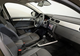 Подержанный автомобиль Renault Arkana 2021 года (11 фото)