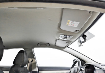 Подержанный автомобиль Geely Coolray 2022 года (21 фото)