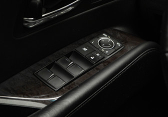 Подержанный автомобиль Lexus RX 2013 года (15 фото)