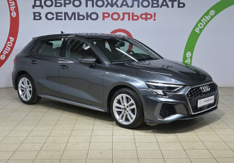 Подержанный автомобиль Audi A3 Sedan 2021 года (3 фото)