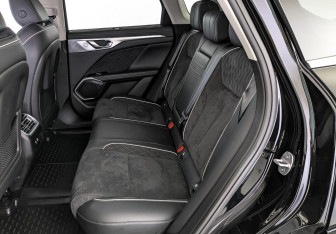 Подержанный автомобиль Wey Coffee 01 2023 года (18 фото)