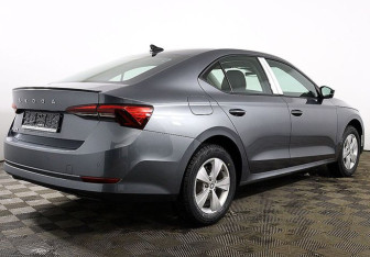 Новый Skoda Octavia Liftback 2025 (3 фото)