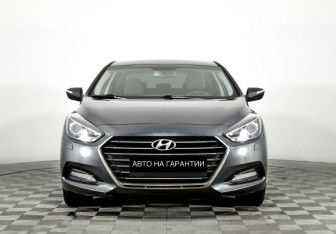 Подержанный автомобиль Hyundai i40 Sedan 2015 года (2 фото)