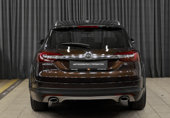 Подержанный автомобиль Opel Insignia Wagon 2014 года (5 фото)