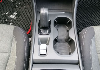 Подержанный автомобиль Volvo XC40 2021 года (14 фото)