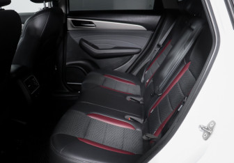 Подержанный автомобиль Haval F7 2023 года (10 фото)