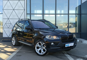 Подержанный автомобиль BMW X5 2007 года (3 фото)