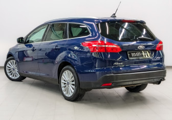 Подержанный автомобиль Ford Focus Wagon 2019 года (7 фото)