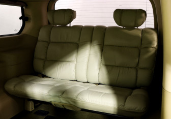 Подержанный автомобиль Hyundai Grand Starex 2011 года (13 фото)