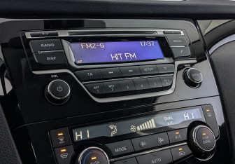 Подержанный автомобиль Nissan Qashqai 2017 года (21 фото)