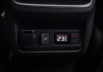 Подержанный автомобиль Infiniti QX50 2018 года (18 фото)