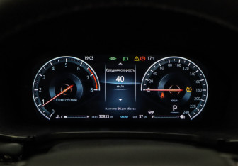 Подержанный автомобиль Changan CS95 2024 года (14 фото)