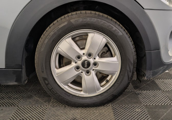 Подержанный автомобиль MINI Hatch 2020 года (12 фото)