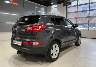 Подержанный автомобиль Kia Sportage 2013 года (4 фото)