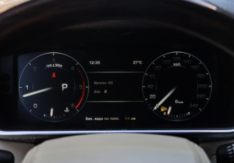 Подержанный автомобиль Land Rover Range Rover 2014 года (30 фото)