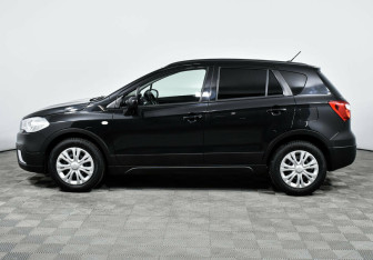 Подержанный автомобиль Suzuki SX4 Hatchback 2019 года (3 фото)