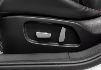 Подержанный автомобиль Kaiyi E5 2023 года (17 фото)