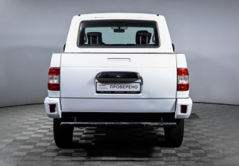 Подержанный автомобиль УАЗ Pickup 2024 года (6 фото)