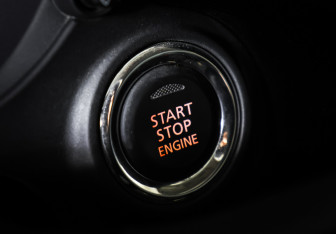 Подержанный автомобиль Mitsubishi Outlander 2018 года (19 фото)