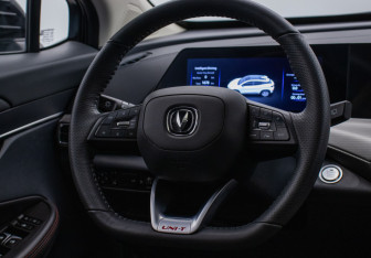 Подержанный автомобиль Changan UNI-T 2023 года (15 фото)