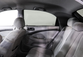 Подержанный автомобиль Chevrolet Lacetti Hatchback 2009 года (12 фото)