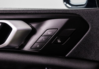 Подержанный автомобиль BMW X5 2019 года (14 фото)