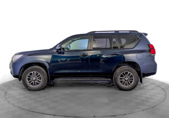 Подержанный автомобиль Toyota Land Cruiser Prado 2018 года (8 фото)