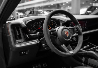 Новый Porsche Cayenne 2025 (13 фото)