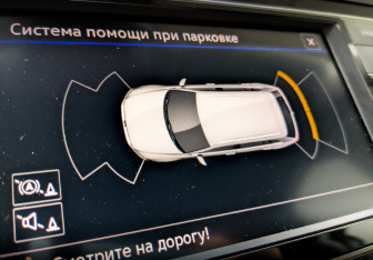 Подержанный автомобиль Volkswagen Tiguan 2021 года (29 фото)