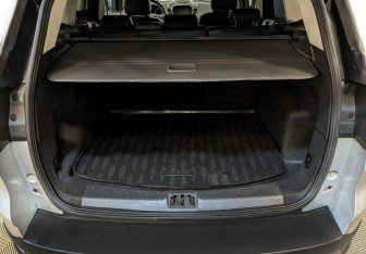 Подержанный автомобиль Ford Kuga 2019 года (8 фото)