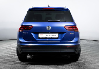 Подержанный автомобиль Volkswagen Tiguan 2018 года (6 фото)