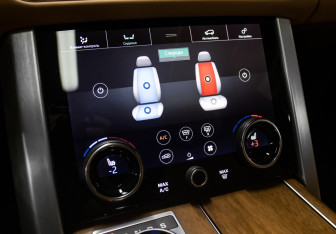 Подержанный автомобиль Land Rover Range Rover 2021 года (22 фото)