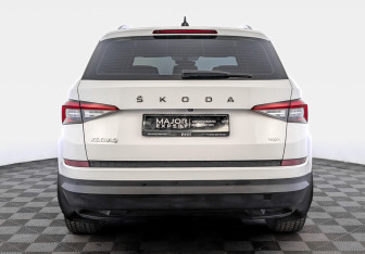 Подержанный автомобиль Skoda Kodiaq 2021 года (6 фото)