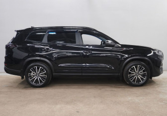 Подержанный автомобиль Chery Tiggo 8 Pro 2022 года (4 фото)