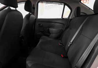 Подержанный автомобиль Renault Logan Sedan 2016 года (10 фото)