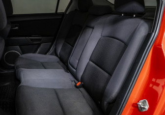 Подержанный автомобиль Mazda 3 Sedan 2008 года (12 фото)