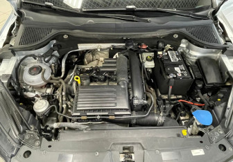 Подержанный автомобиль Skoda Karoq 2021 года (21 фото)