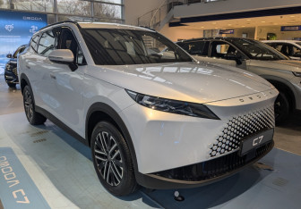 Новый Omoda C7 2025 (4 фото)