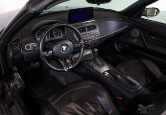 Подержанный автомобиль BMW Z4 Roadster 2004 года (35 фото)