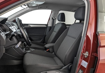Подержанный автомобиль Volkswagen Tiguan 2018 года (20 фото)