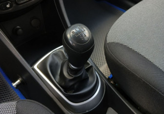 Подержанный автомобиль Hyundai Solaris Sedan 2013 года (14 фото)