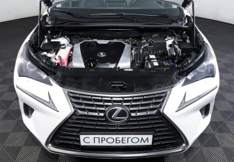 Подержанный автомобиль Lexus NX 2020 года (9 фото)