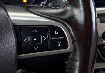 Подержанный автомобиль Lexus ES 2017 года (28 фото)