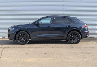 Новый Audi Q8 2025 (3 фото)