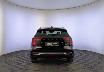 Подержанный автомобиль Haval Jolion 2023 года (6 фото)