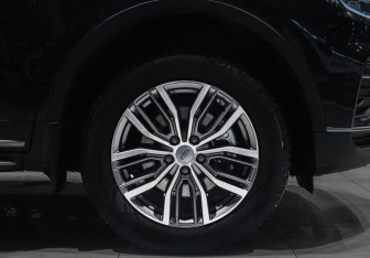 Подержанный автомобиль Geely Atlas Pro 2023 года (27 фото)