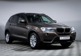 Подержанный автомобиль BMW X3 2011 года (3 фото)