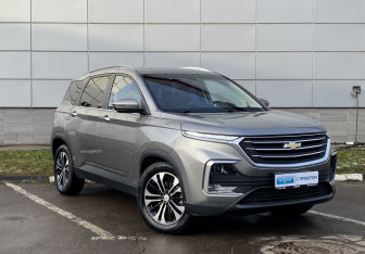 Подержанный автомобиль Chevrolet Captiva 2022 года (3 фото)